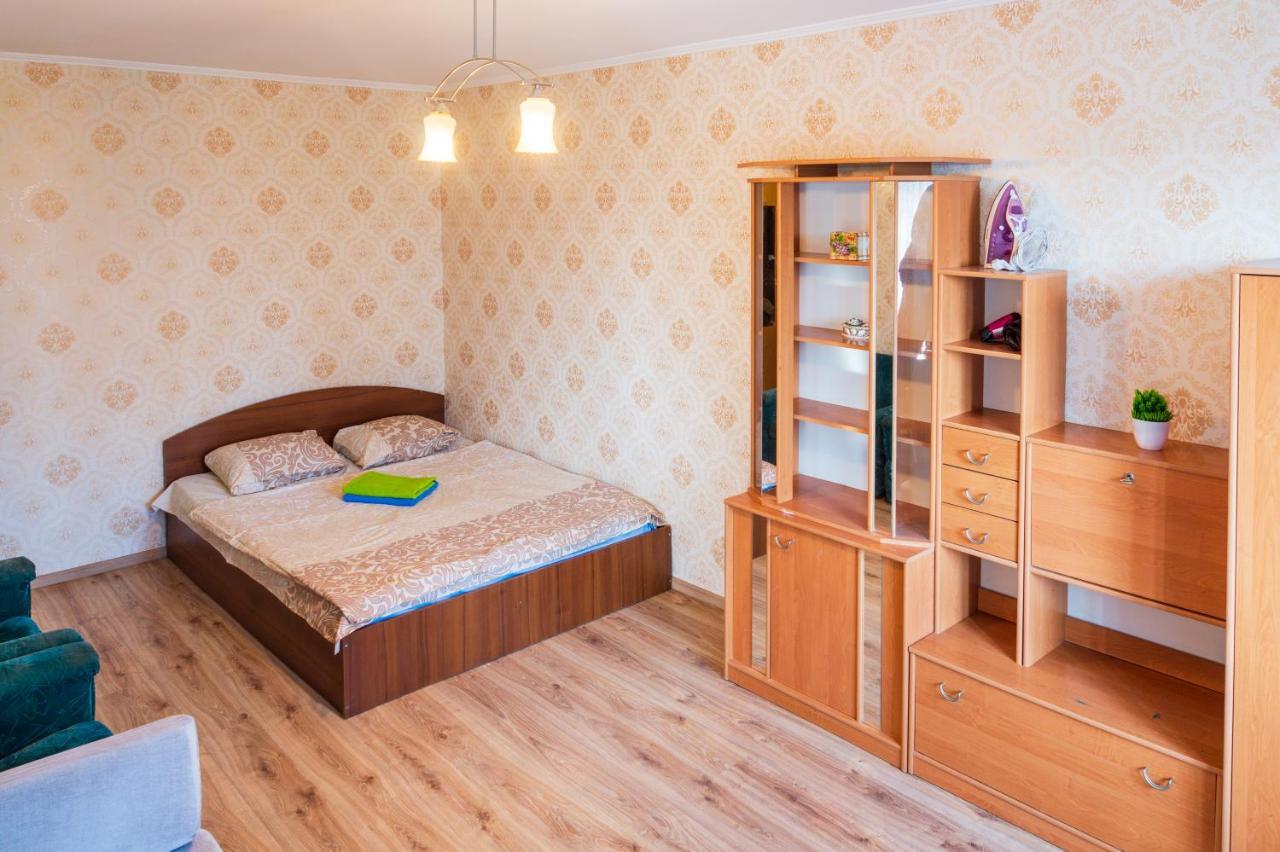 Квартира По Улице Федорова 1 เคียฟ ภายนอก รูปภาพ